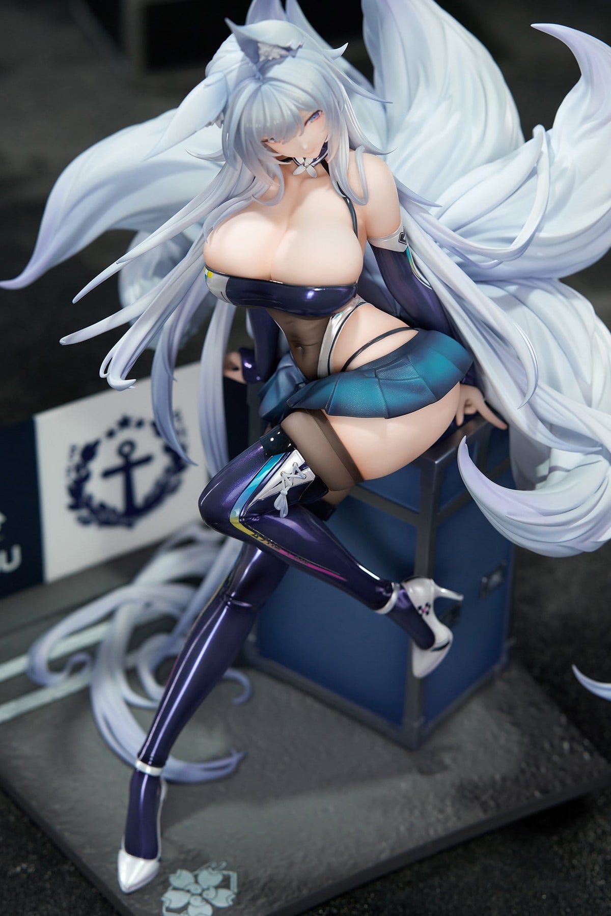Azur Lane - Shinano - Moonlit Chrome - Acrylic Special Edition w/Display figure 1/7 (APEX Innovation)
