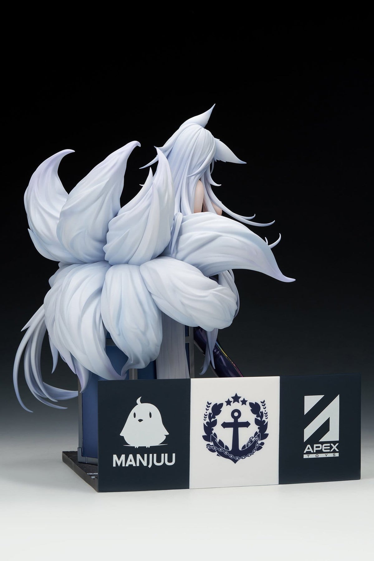 Azur Lane - Shinano - Moonlit Chrome - Acrylic Special Edition w/Display figure 1/7 (APEX Innovation)