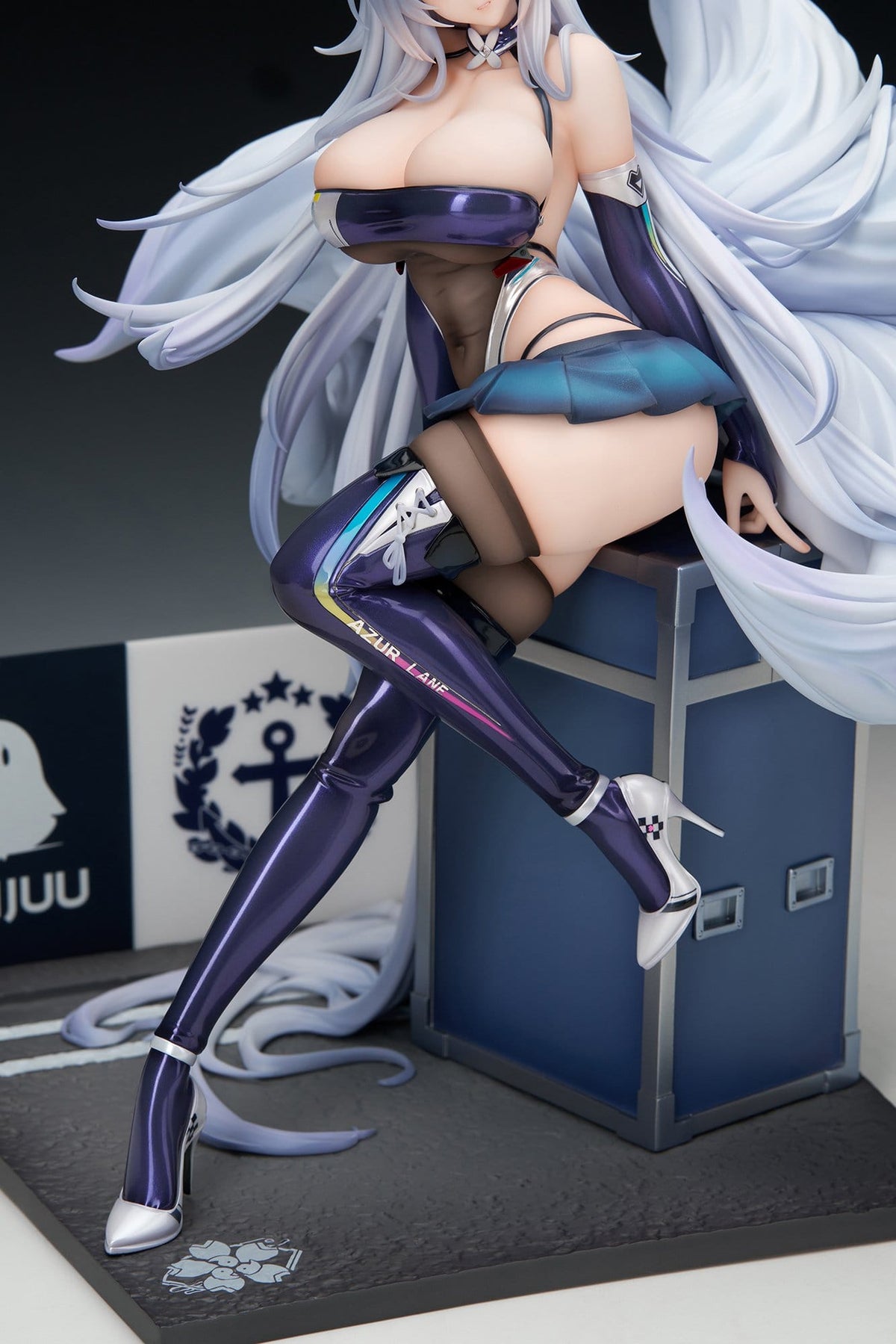 Azur Lane - Shinano - Moonlit Chrome - Acrylic Special Edition w/Display figure 1/7 (APEX Innovation)