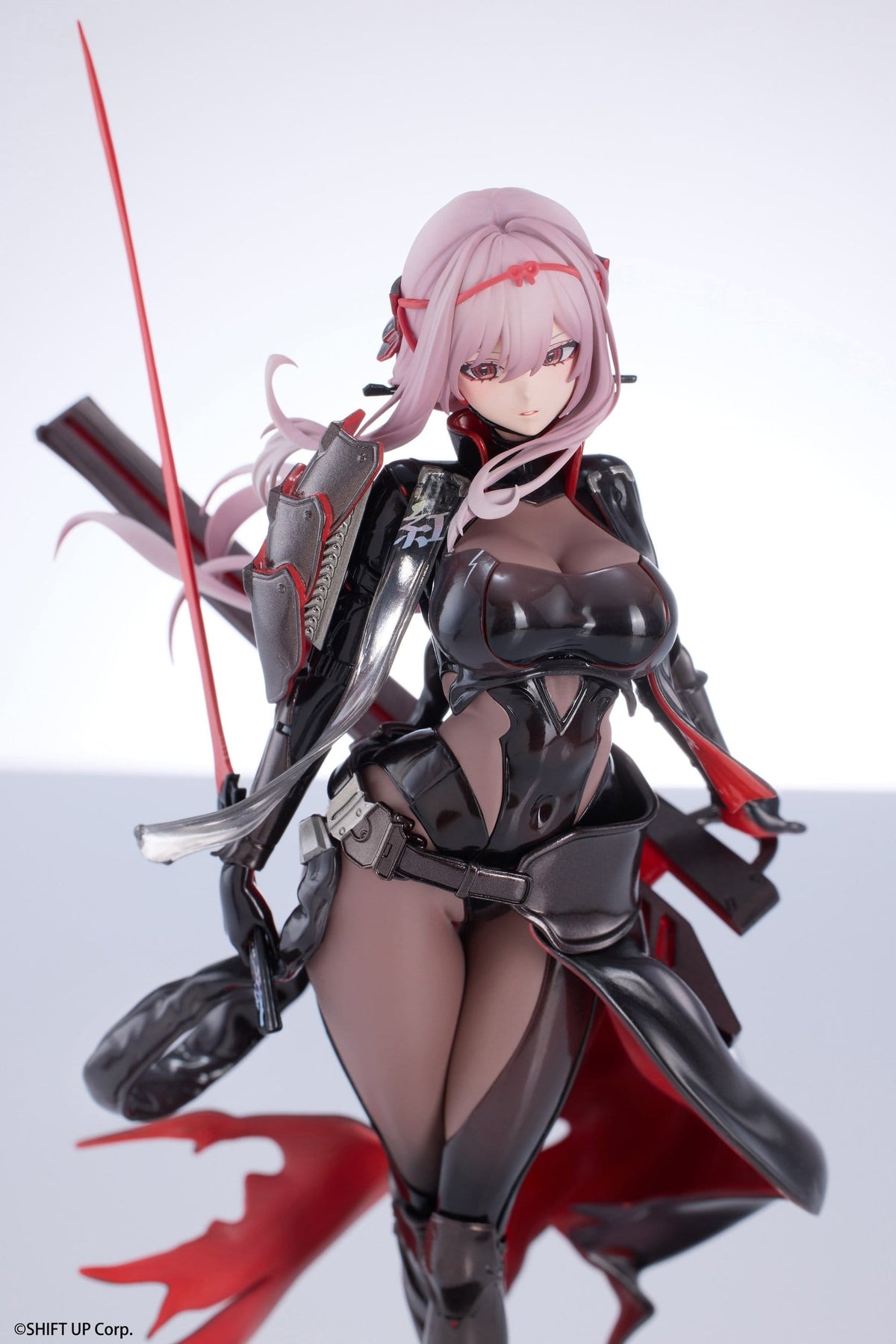 Goddess of Victory: Nikke - Scarlet - Black Shadow figure 1/10 (Hanabee)