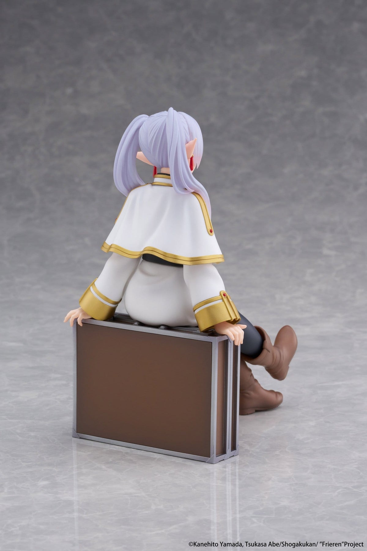 Frieren: Beyond Journey's End - Frieren - Trunk Case Desktop Cute figure (Taito) (re-run)