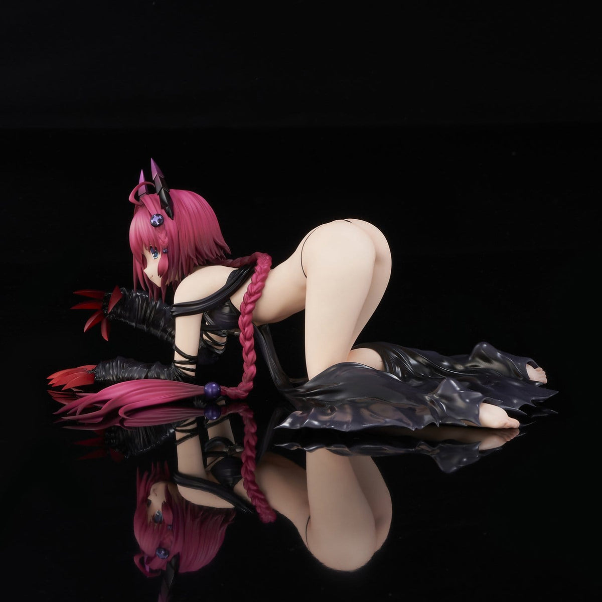 To Love-Ru Darkness - Mea Kurosaki - Darkness Renewal Package Edition figure 1/6 (Union Creative)