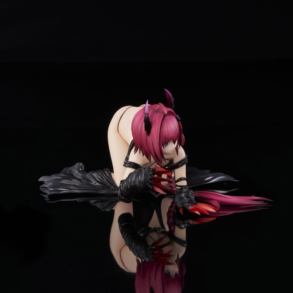 To Love-Ru Darkness - Mea Kurosaki - Darkness Renewal Package Edition figure 1/6 (Union Creative)