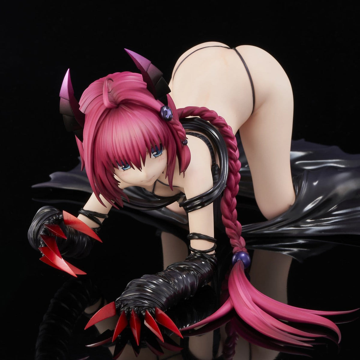To Love-Ru Darkness - Mea Kurosaki - Darkness Renewal Package Edition figure 1/6 (Union Creative)