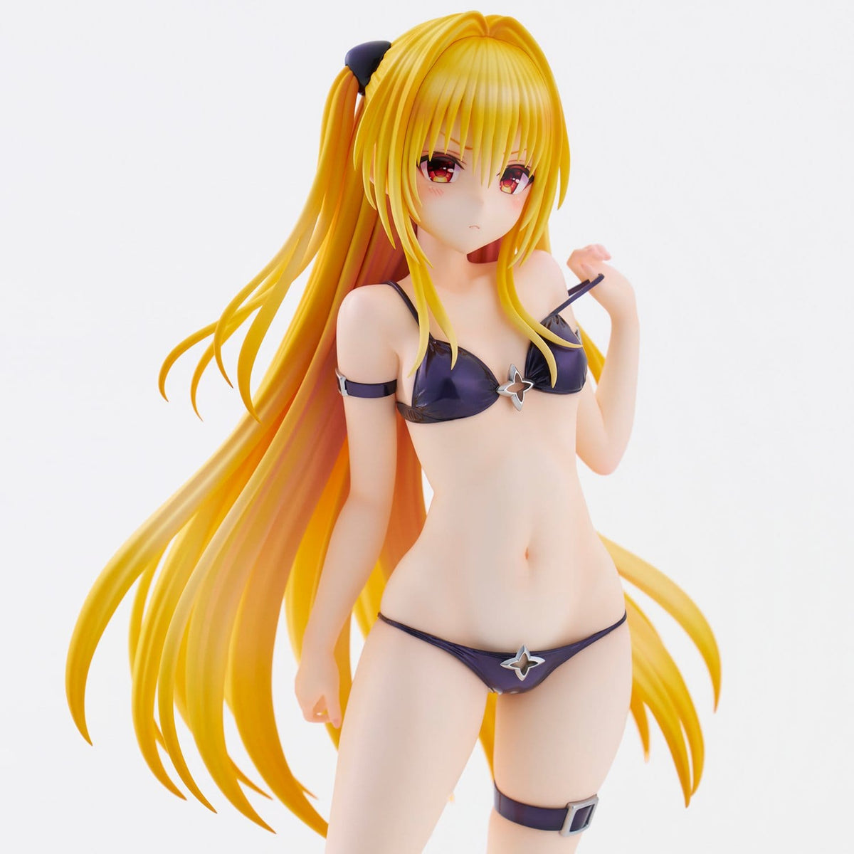 To Love-Ru Darkness - Golden Darkness - Swimsuit Series figure 1/4 (Union Creative)