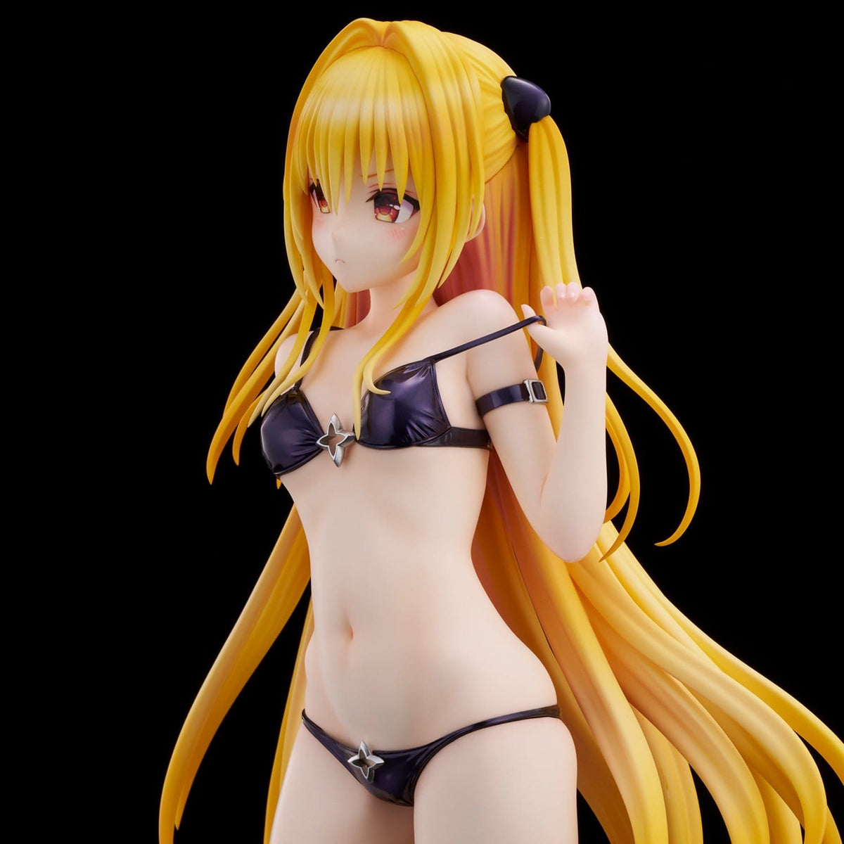 To Love-Ru Darkness - Golden Darkness - Swimsuit Series figure 1/4 (Union Creative)
